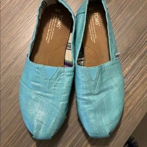 Women’s Toms Size 8